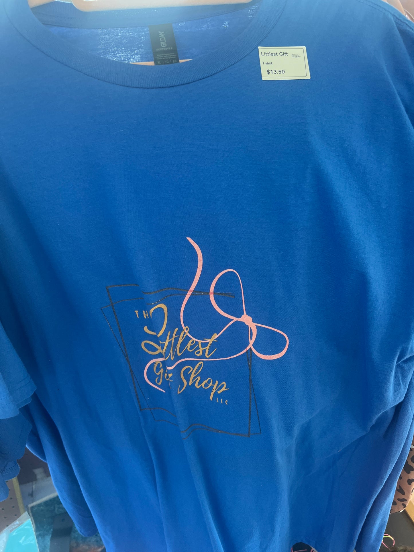 Littlest gift shop t