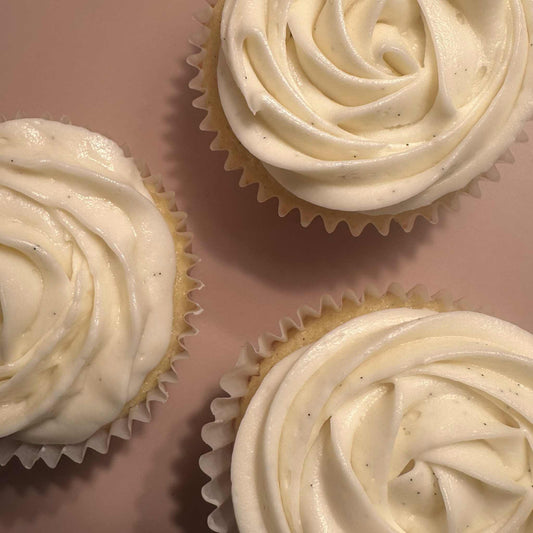 Crumb Club 4 Pack Vanilla Bean Cupcakes